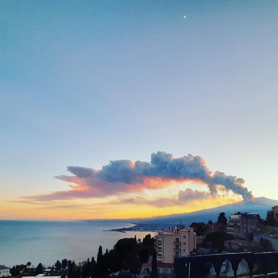 Taormina Private Apartment By Fragranza Di Sicilia מראה חיצוני תמונה